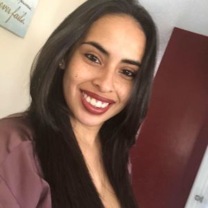 Meet your Posher, Elizabeth